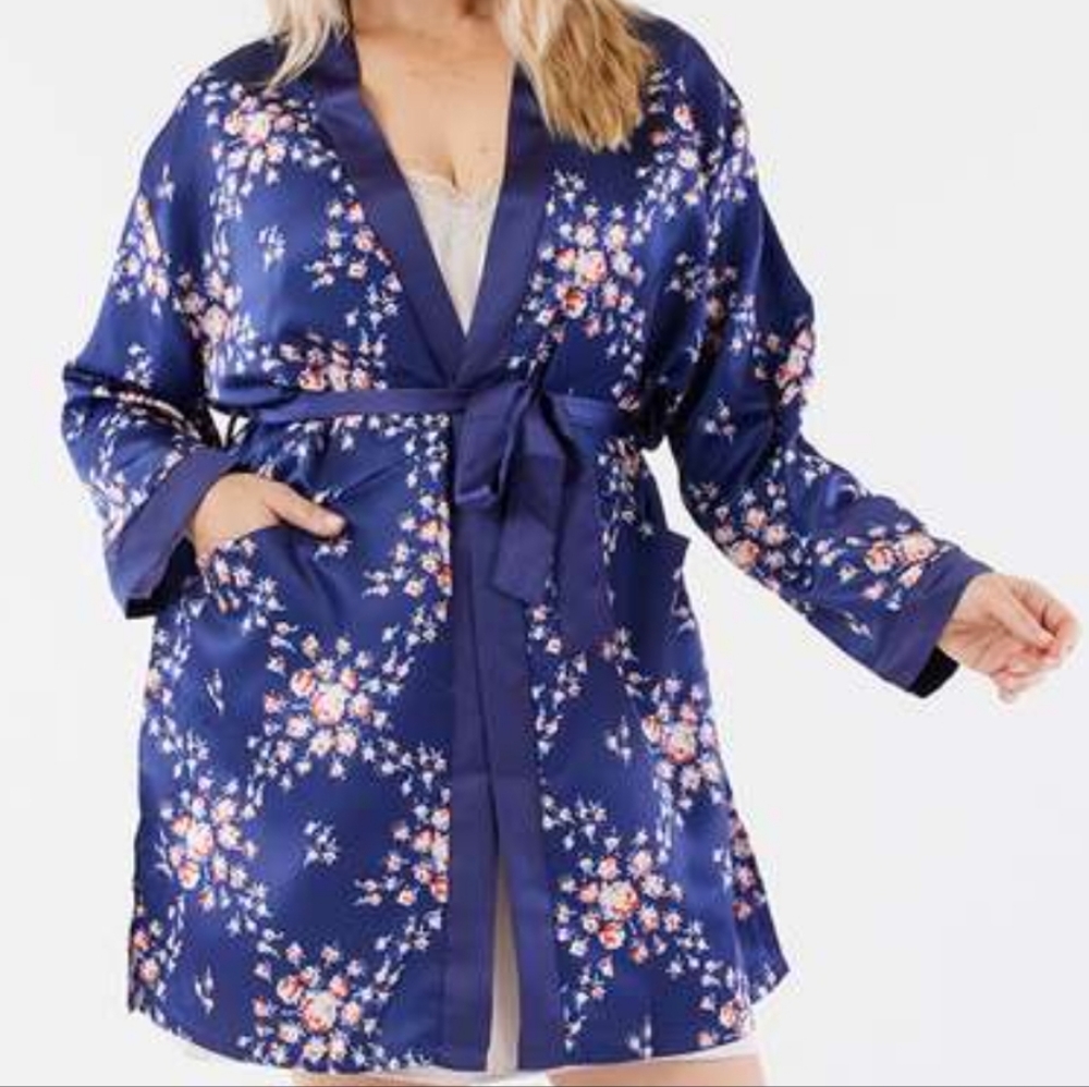 MORGAN LANE Robe